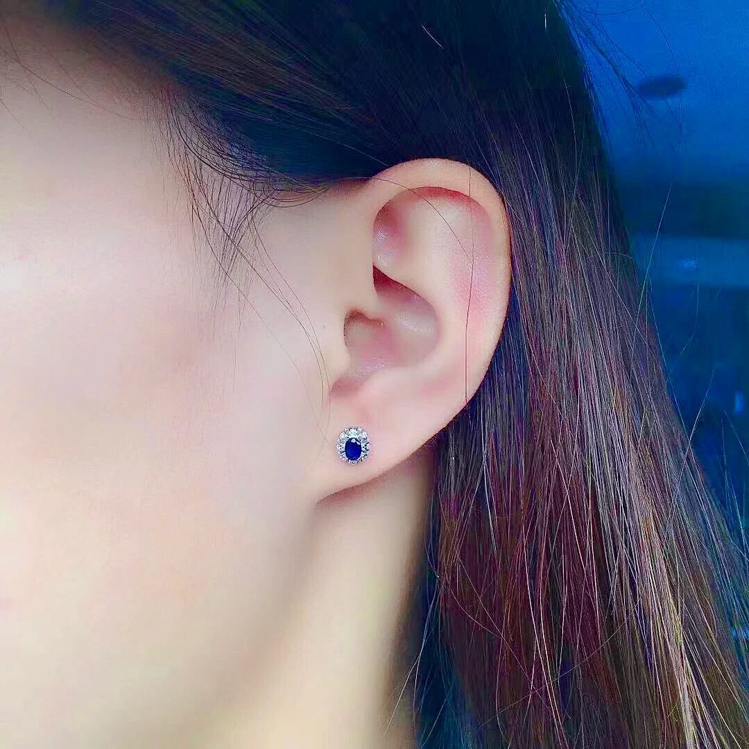 Natural Blue Sapphire Stud Earrings 3mm 4mm