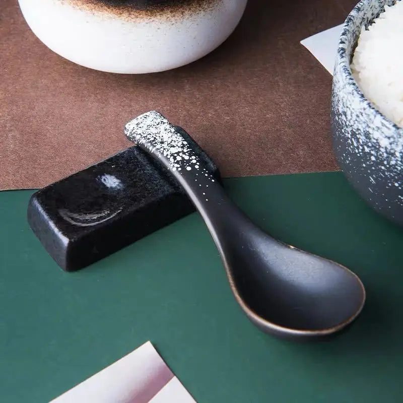 Creative Ceramic Soup Spoons for Japanese Dining