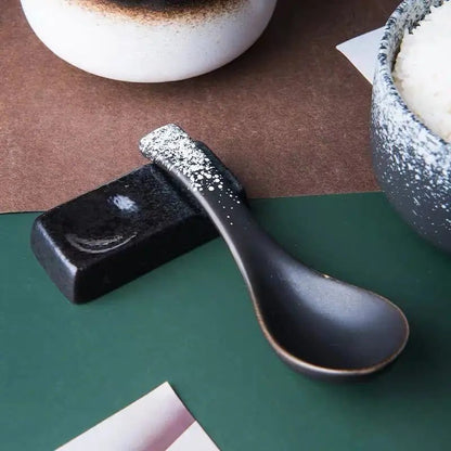 Creative Ceramic Soup Spoons for Japanese Dining