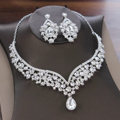 Gorgeous Crystal Bridal Jewelry Set for Weddings