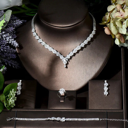 Elegant Bridal Jewelry Set: Earrings &amp; Necklace