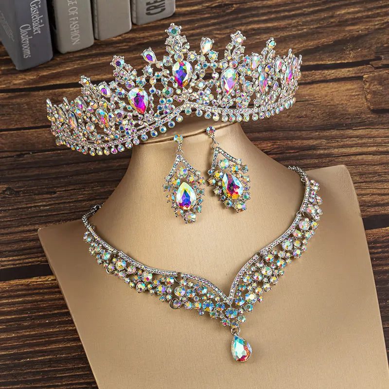 Gorgeous Crystal Bridal Jewelry Set for Weddings