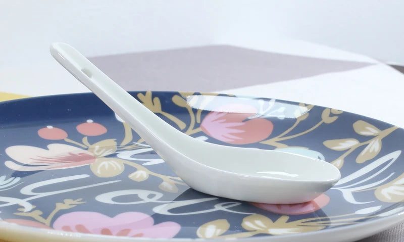 Elegant 6pcs White Ceramic Soup Spoons