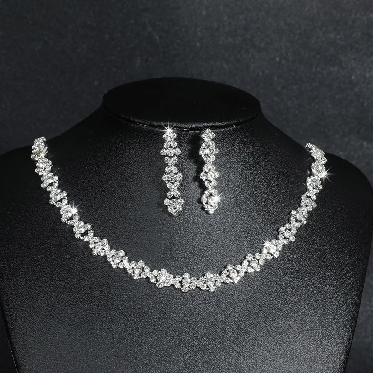 Elegant Bridal Crystal Necklace and Earrings Set