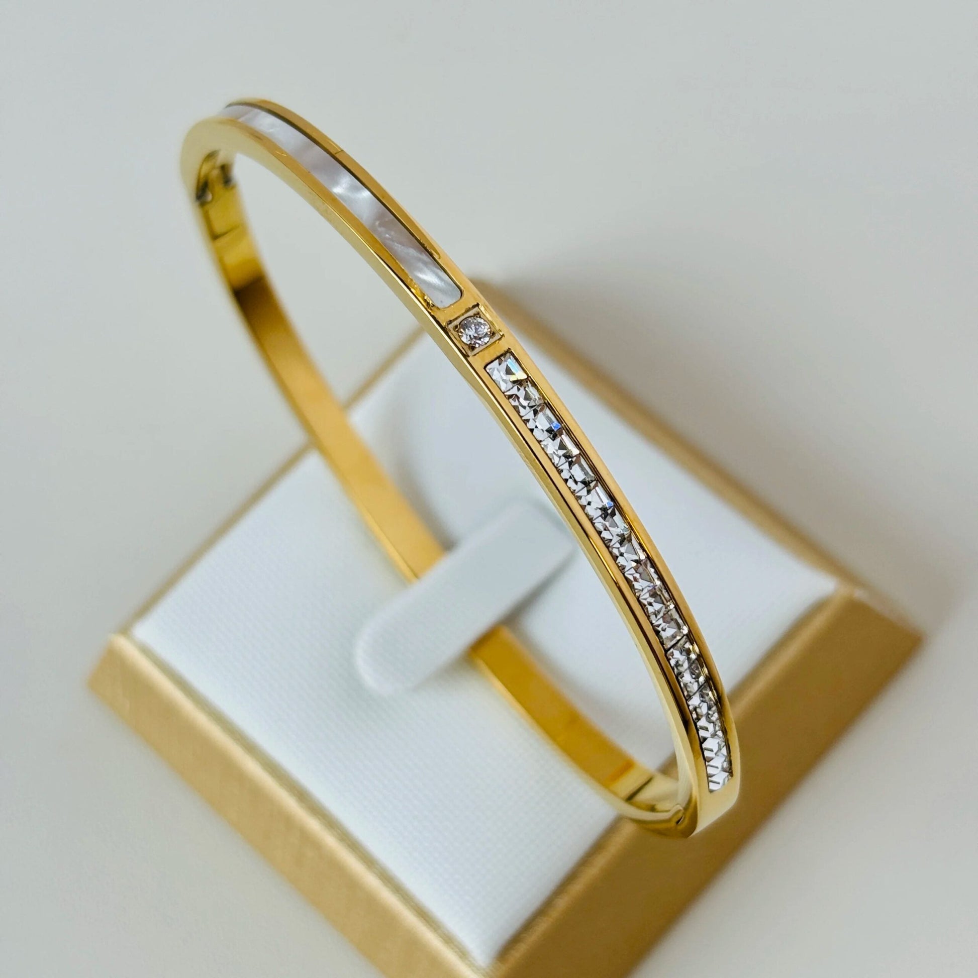 Waterproof Zircon Inlaid Bracelets for Elegance