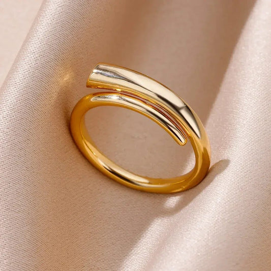Waterproof Aesthetic Heart Gold Wedding Ring
