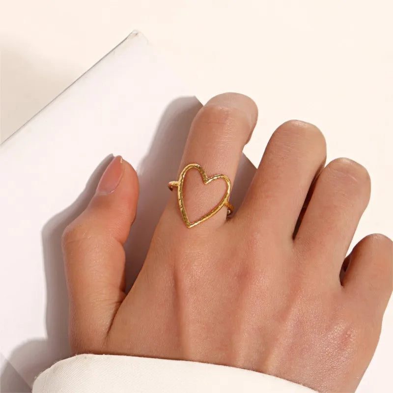 Western Style Hollow Heart Ring for Women