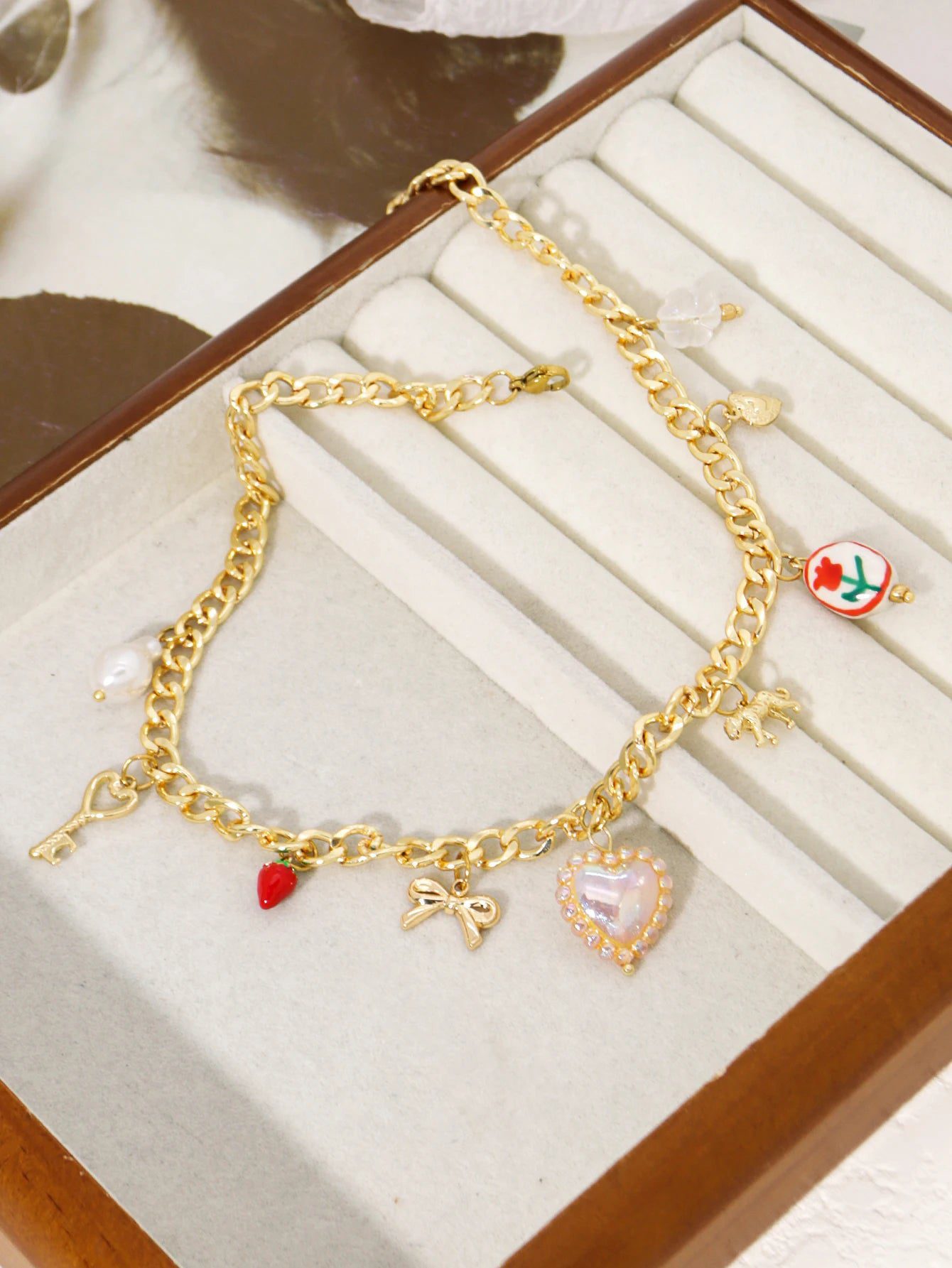 Elegant Tulip Pearl Pendant Necklace for Women