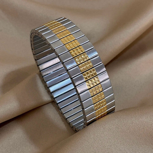 Vintage Waterproof Stainless Steel Heart Bangles