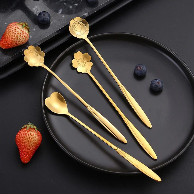 Charming 4pcs Small Flower Teaspoon Set