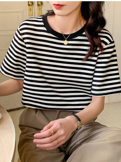Vintage Striped T-Shirt for Women Summer
