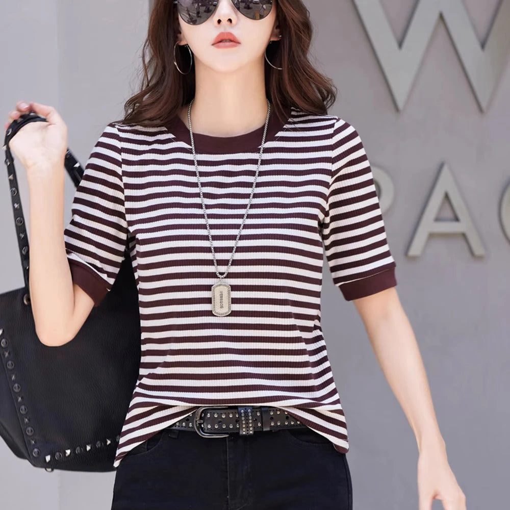 Women's Striped T-Shirt: Casual Summer Fashion