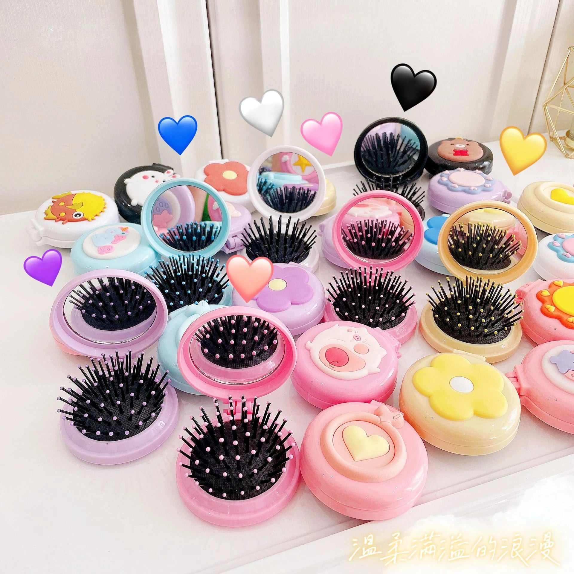 Portable Cartoon Folding Hair Brush with Mirror