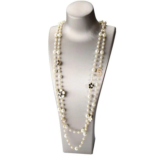 Elegant Vintage Camellia Pearl Long Necklace