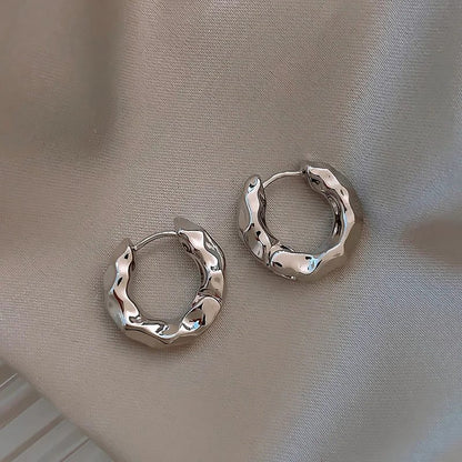 2023 Cute Silver Pearl Hoop Earrings