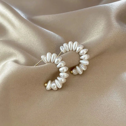 Trendy C-Shaped Pearl Hoop Earrings for Women
