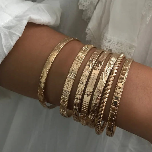 Bohemian Vintage Gold Heart Flower Bracelets Set