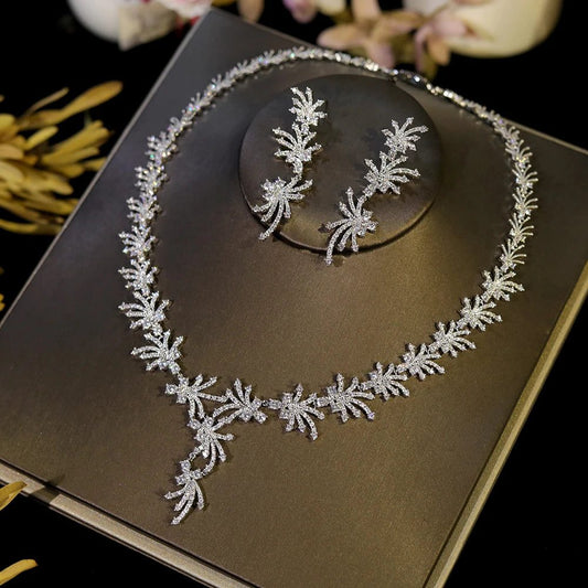 Elegant White Zirconia Star Necklace Set
