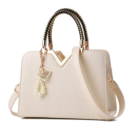 Trendy Women's Crossbody Handbag for Autumn 2024
