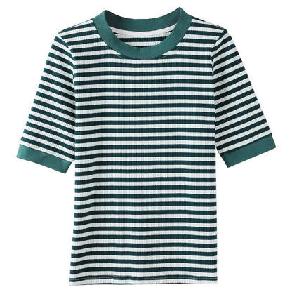 Women's Striped T-Shirt: Casual Summer Fashion