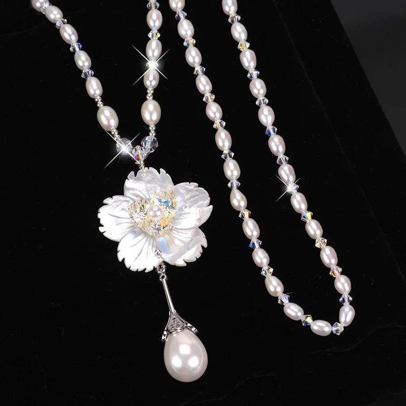 Elegant Vintage Camellia Pearl Long Necklace