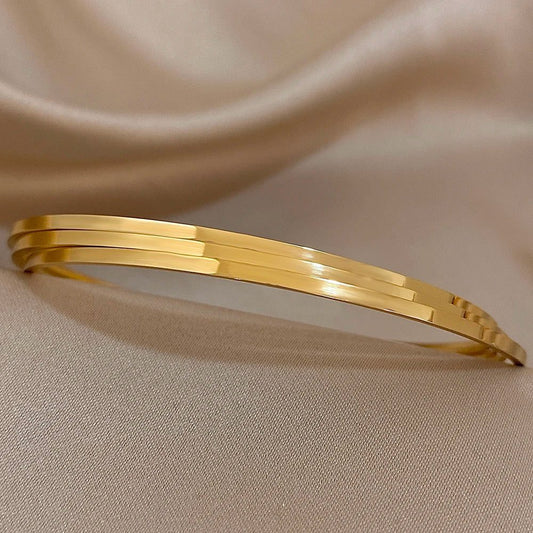 Chic Waterproof 18K Gold Plated Bangles
