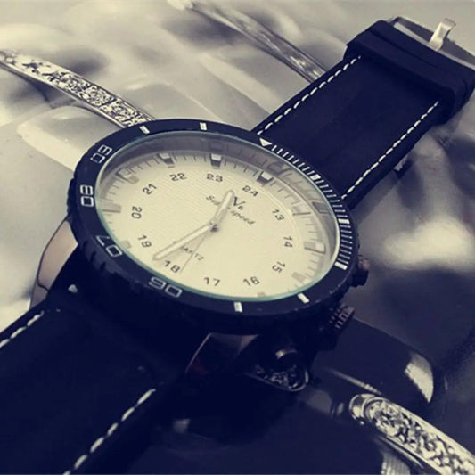 Unisex Sports Quartz Watch with Large Dial