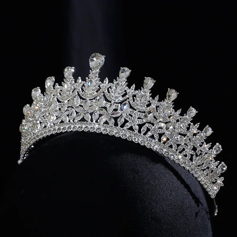 Elegant Bridal Hair Jewelry Tiaras and Crowns