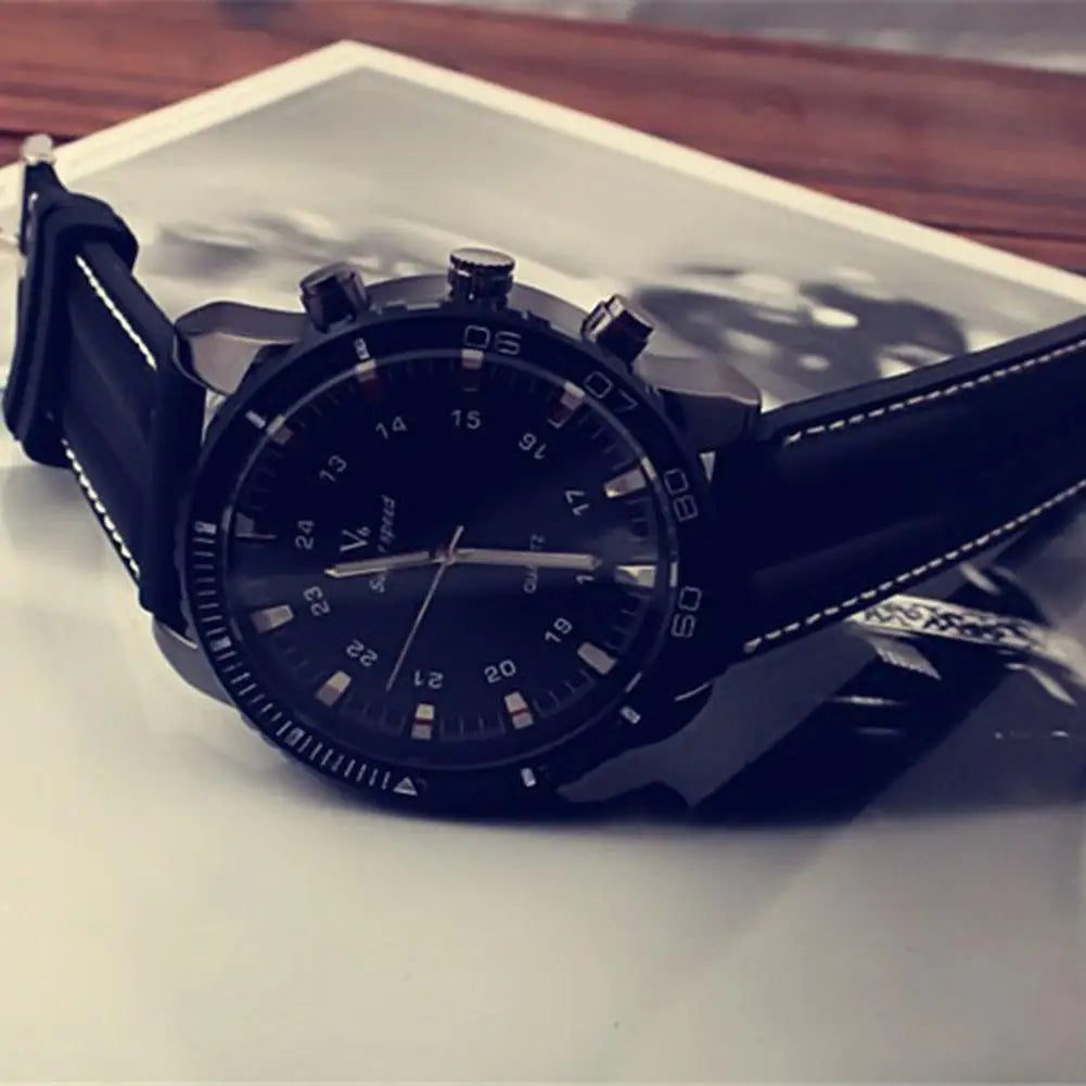 Unisex Sports Quartz Watch with Large Dial