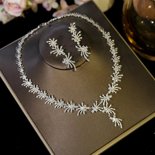 Elegant White Zirconia Star Necklace Set