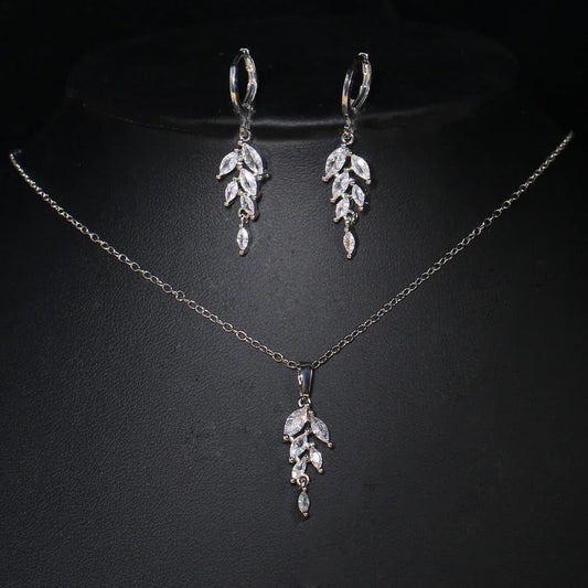 Elegant Bridal Jewelry Set: Water Drop Earrings