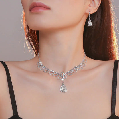 Elegant Bridal Crystal Necklace and Earrings Set