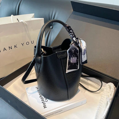 2024 Women's Fashion Simple Shoulder Handbag