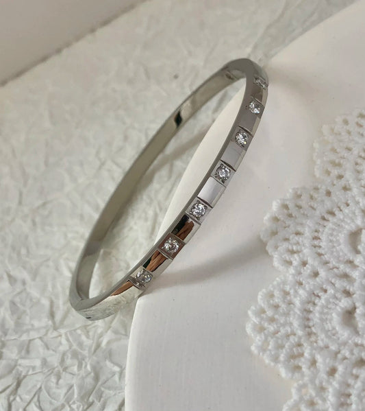 Waterproof Zircon Inlaid Bracelets for Elegance