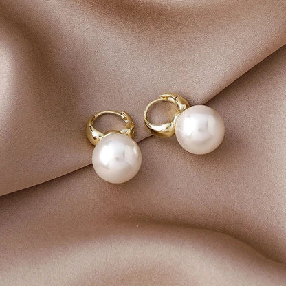 Elegant Gold Pearl Earrings for Women
