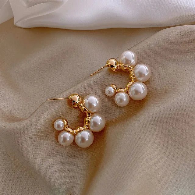 Trendy C-Shaped Pearl Hoop Earrings for Women