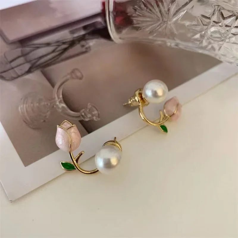 Elegant Pearl Tulip Flower Stud Earrings