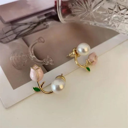 Elegant Pearl Tulip Flower Stud Earrings