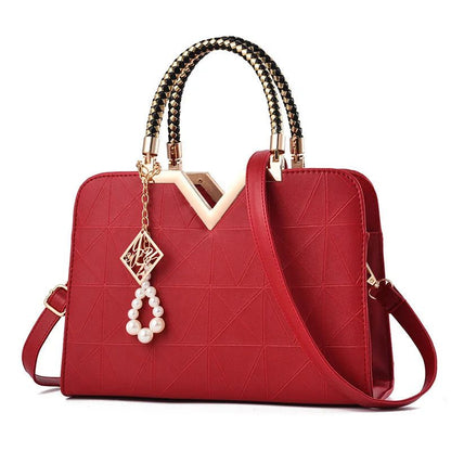 Trendy Women's Crossbody Handbag for Autumn 2024