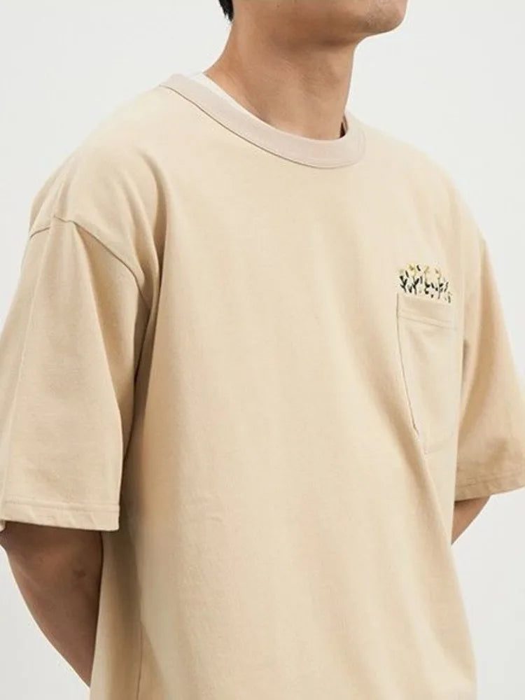 Men's Flower Embroidered Pocket T-Shirt - Streetwear