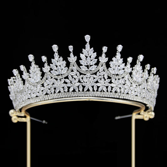 Elegant Silver Zircon Tiara for Brides