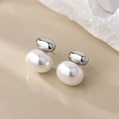 Elegant Gold Pearl Earrings for Women