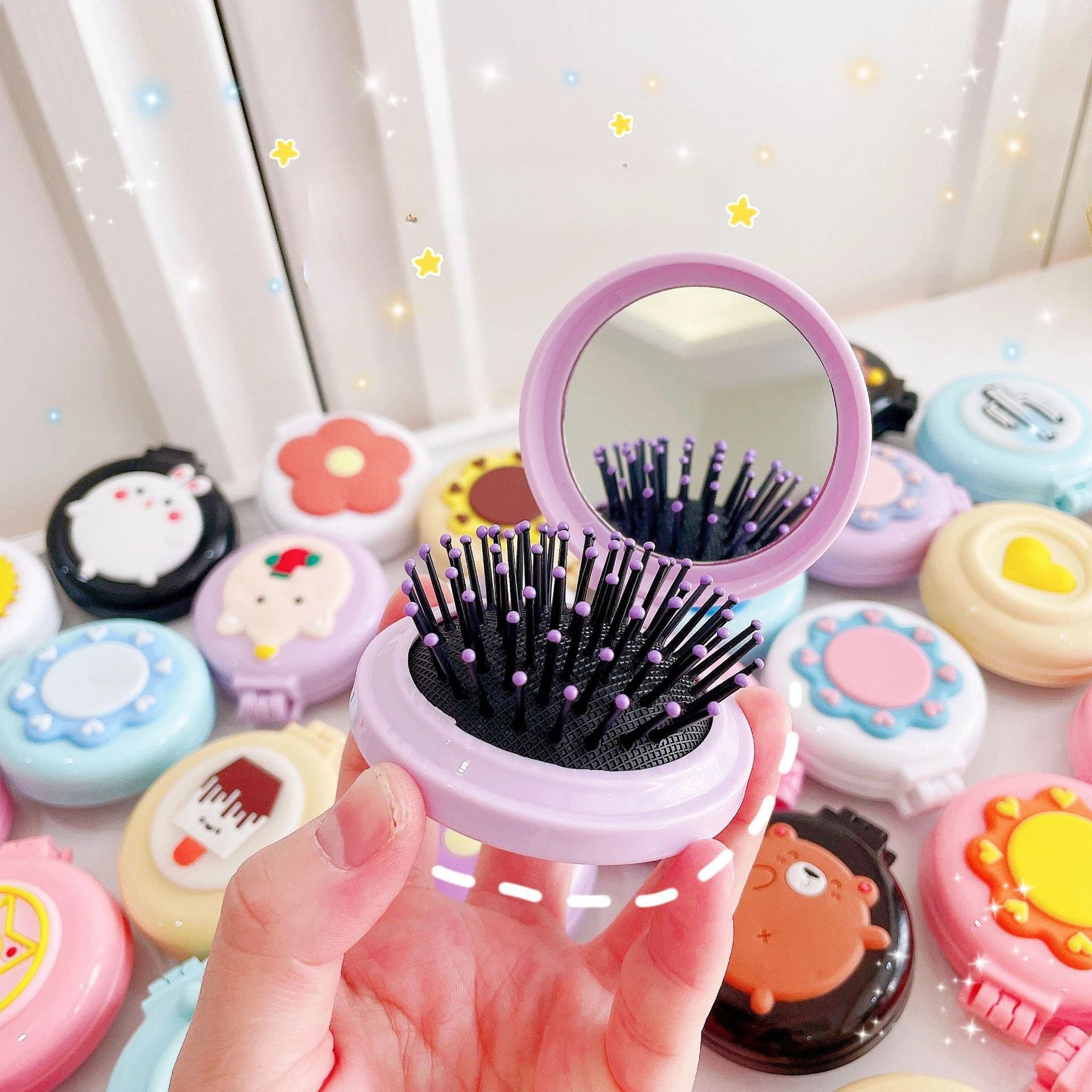 Portable Cartoon Folding Hair Brush with Mirror