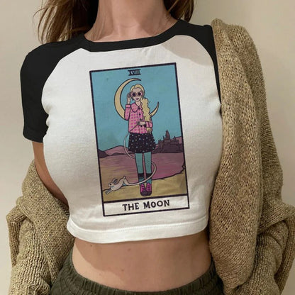 Trendy Women's Cropped T-Shirt with Tarot Print