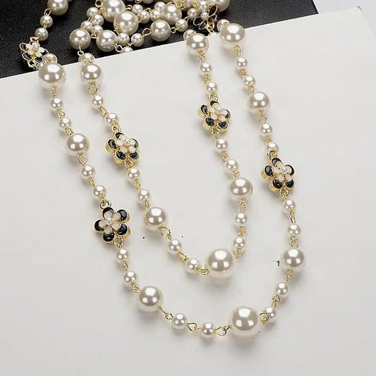 Elegant Vintage Camellia Pearl Long Necklace