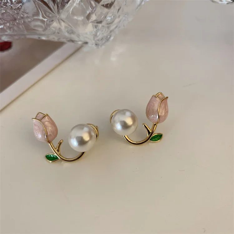 Elegant Pearl Tulip Flower Stud Earrings
