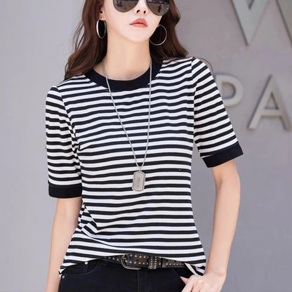Women's Striped T-Shirt: Casual Summer Fashion
