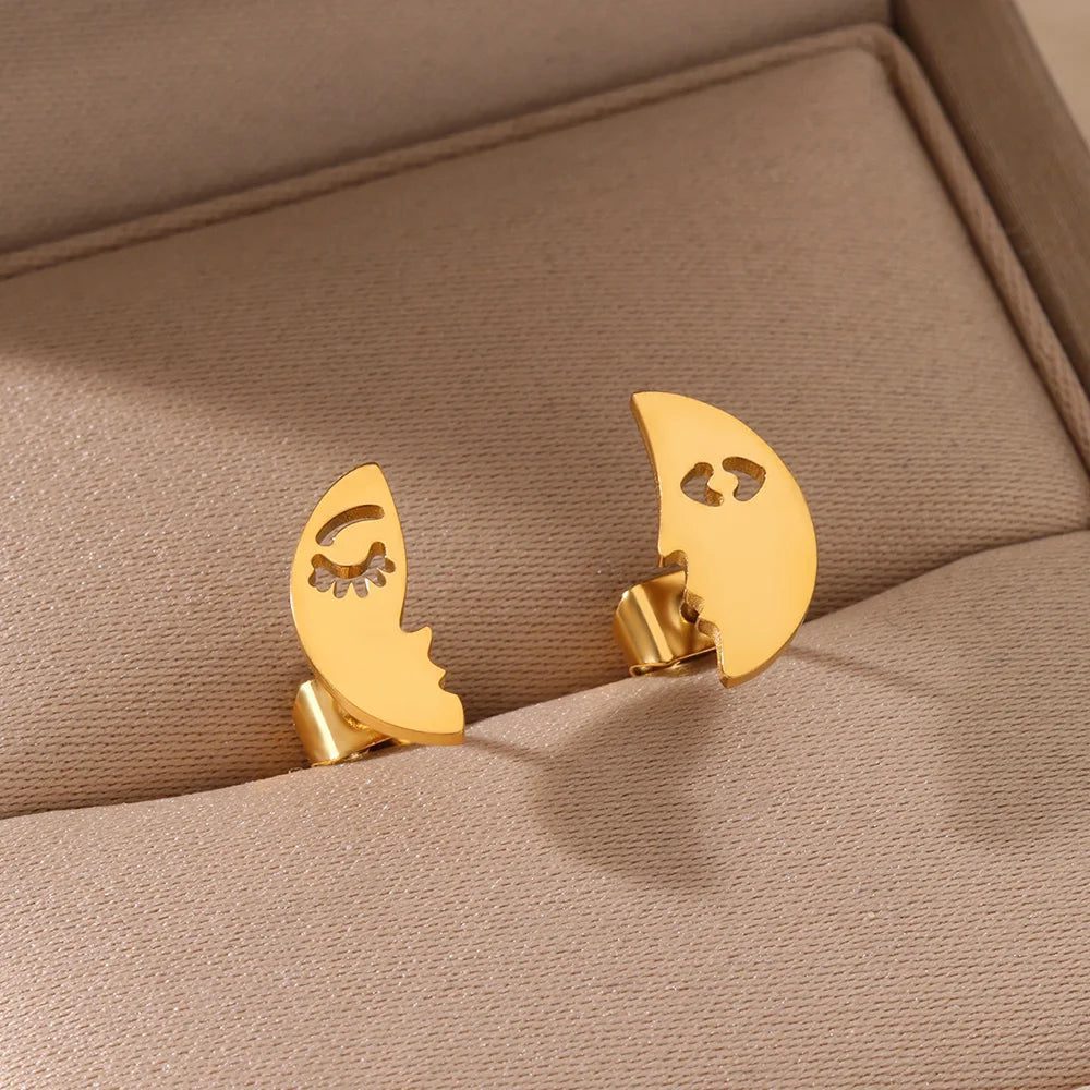 Waterproof Gold Starfish Heart Claw Earrings