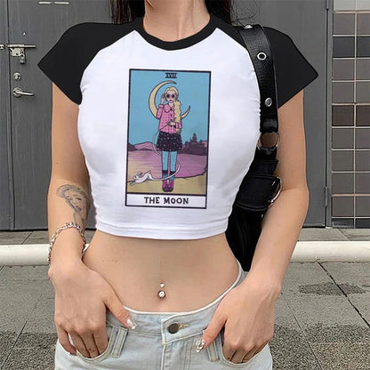 Trendy Women's Cropped T-Shirt with Tarot Print