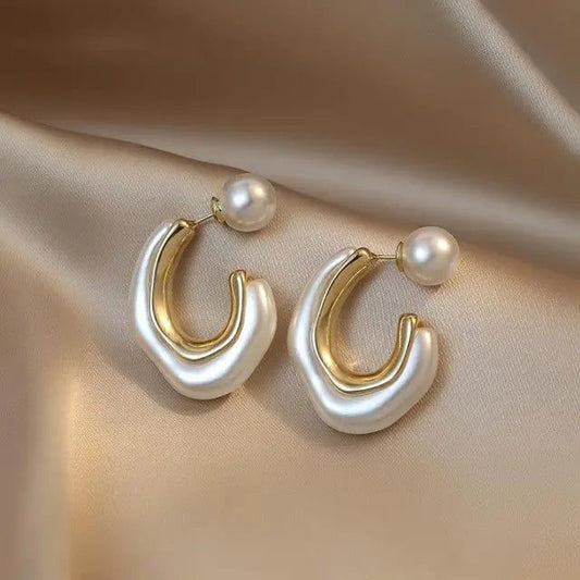 Trendy C-Shaped Pearl Hoop Earrings for Women
